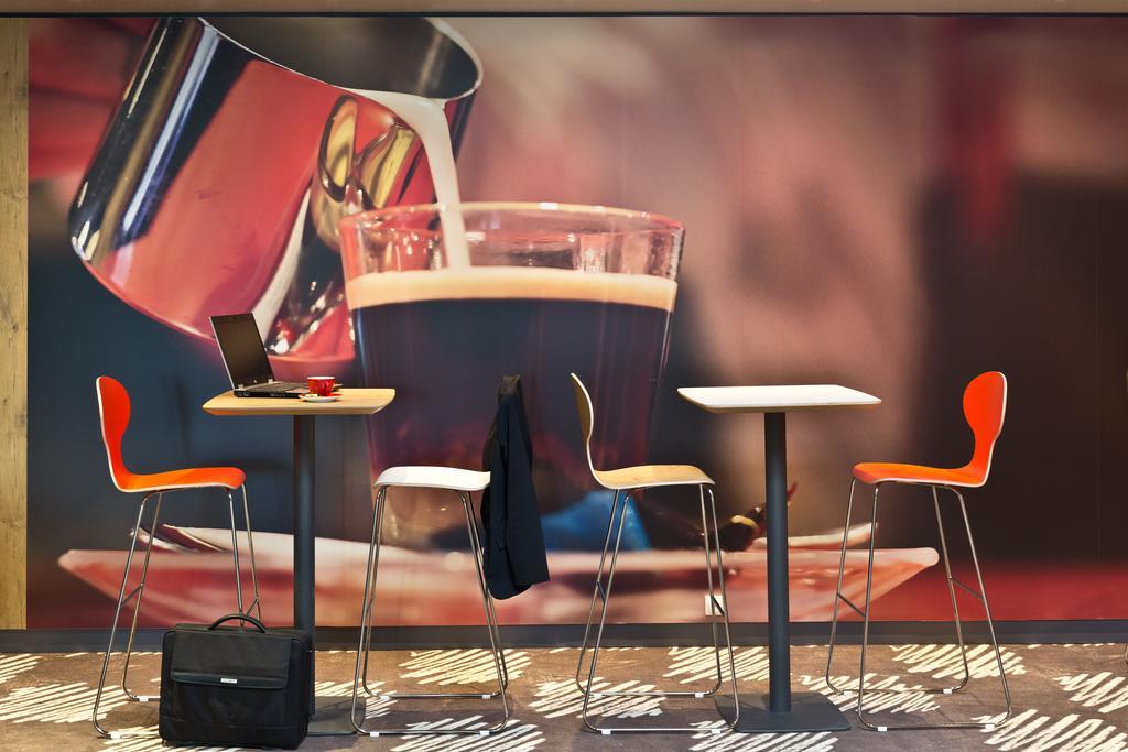 Ibis Saint Dizier Hotel Bagian luar foto