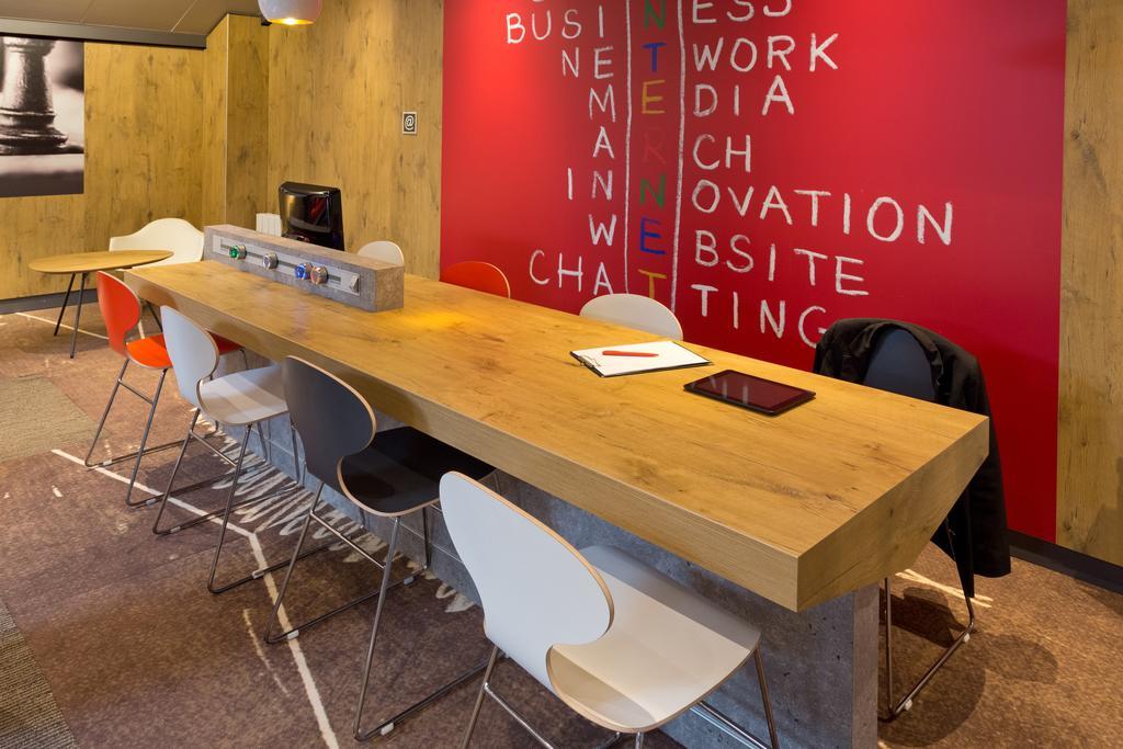 Ibis Saint Dizier Hotel Bagian luar foto