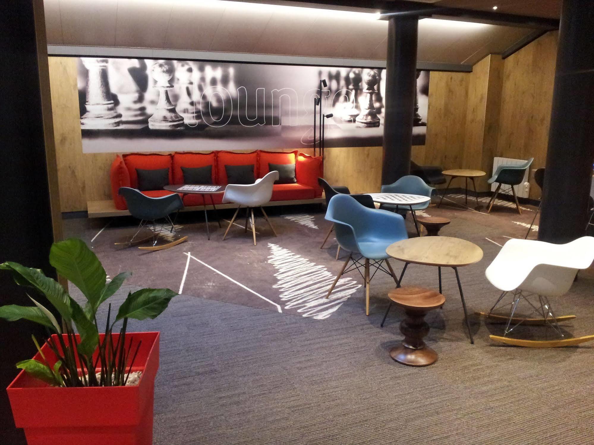 Ibis Saint Dizier Hotel Bagian luar foto