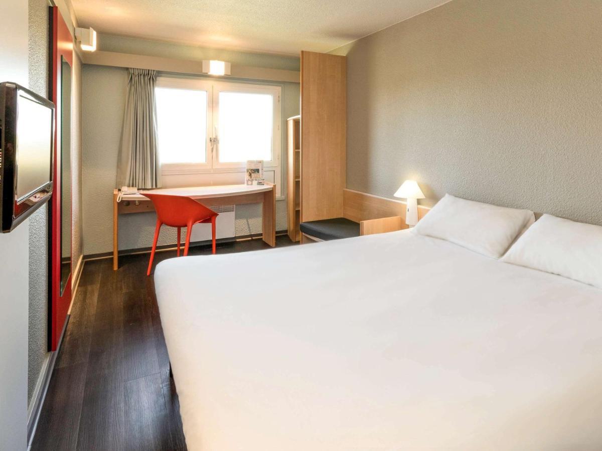 Ibis Saint Dizier Hotel Bagian luar foto
